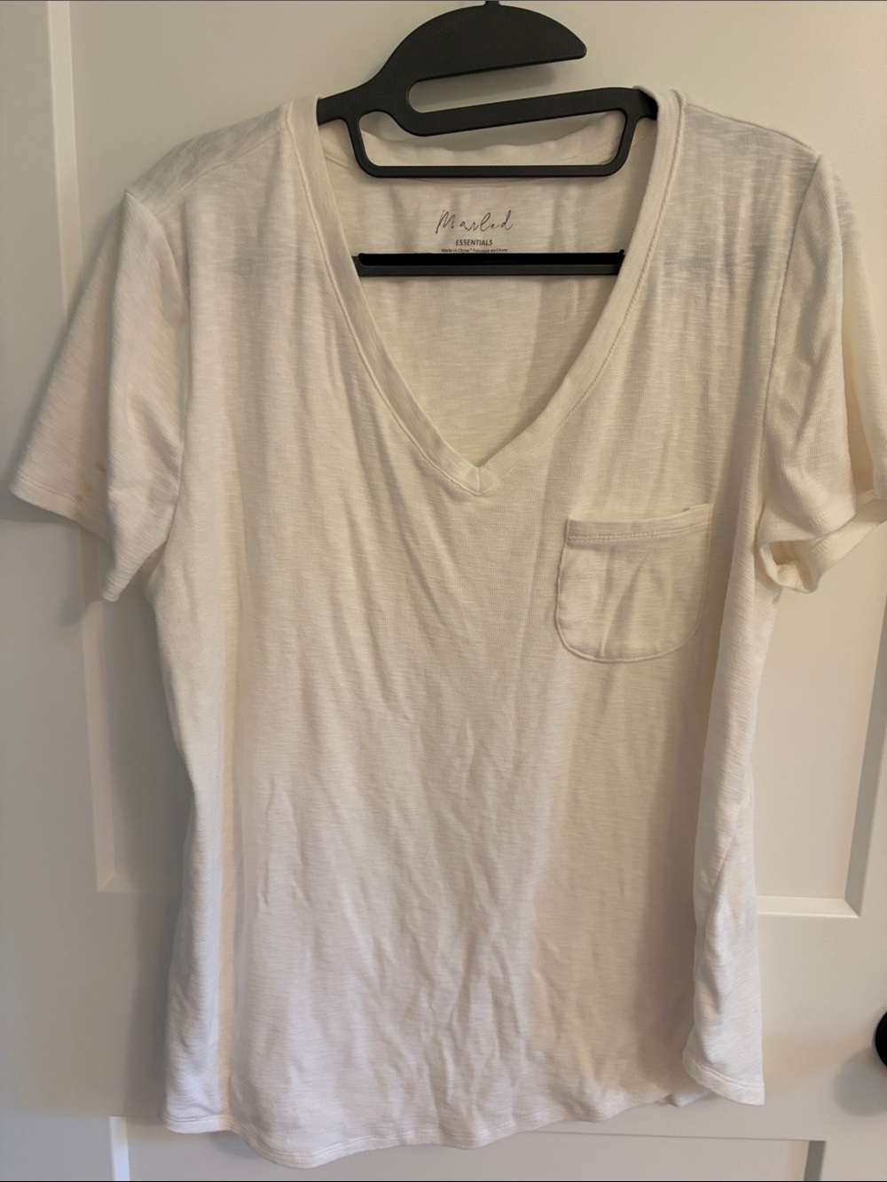 Marled Off-White V-Neck Pocket Tee
